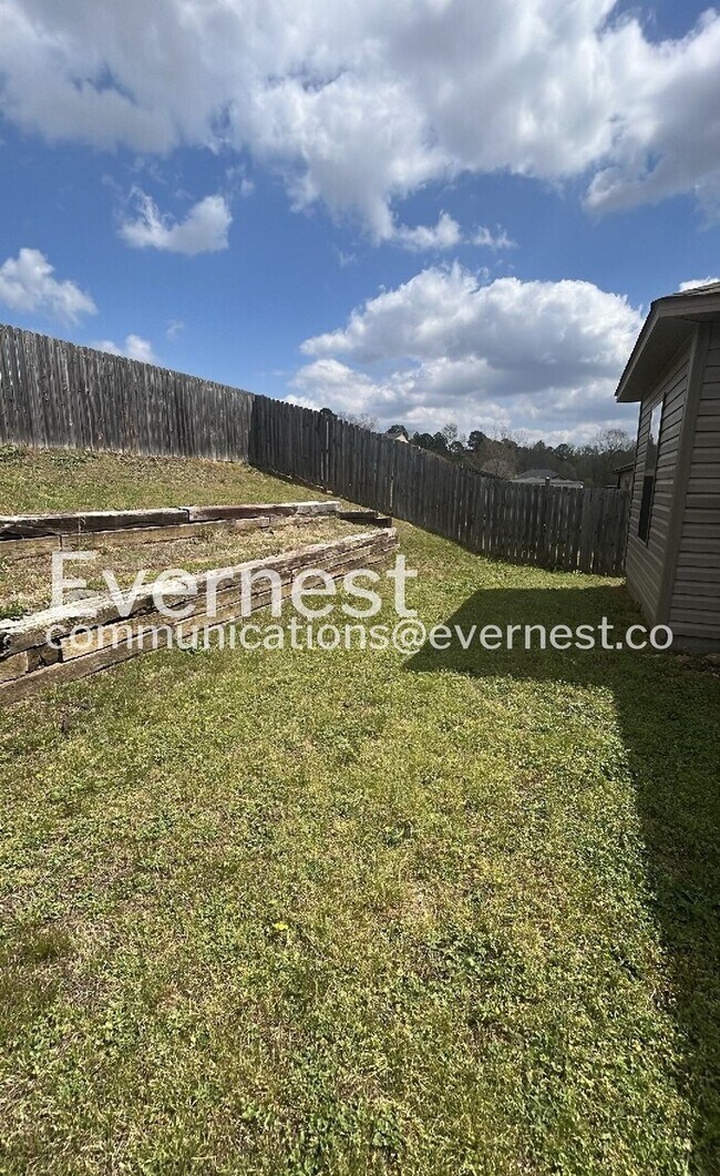 Building Photo - 12009 Big Ridge Cir