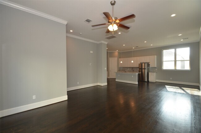 Building Photo - 4609 Nett St