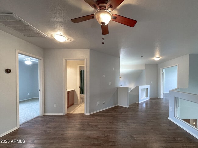 Building Photo - 4645 E Kelly Dr