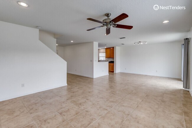 Building Photo - Five Bedrooms in Yulee's TCP!