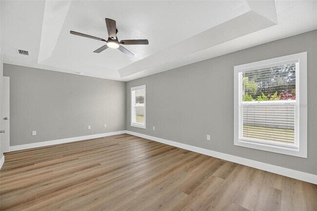 Building Photo - 10610 Boyette Creek Blvd