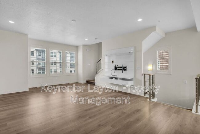 Building Photo - 5141 Rambutan Wy