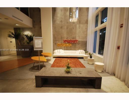 Building Photo - 234 NE 3rd St