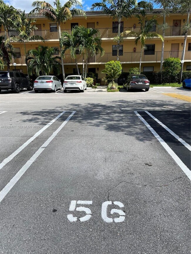 Building Photo - 11453 NW 39th Ct