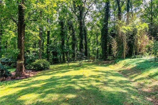 Building Photo - 4932 Rock Haven Dr SW