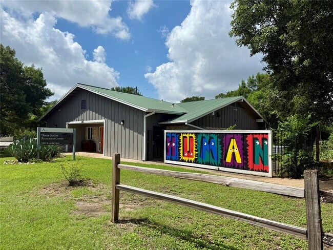 Building Photo - 7402 Bucknell Dr