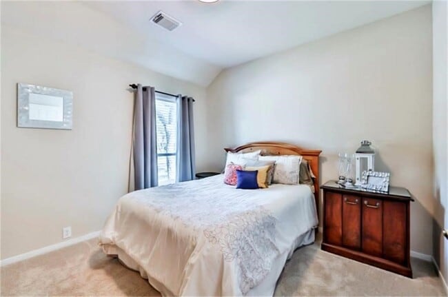 Building Photo - 6519 Canyon Chase Dr