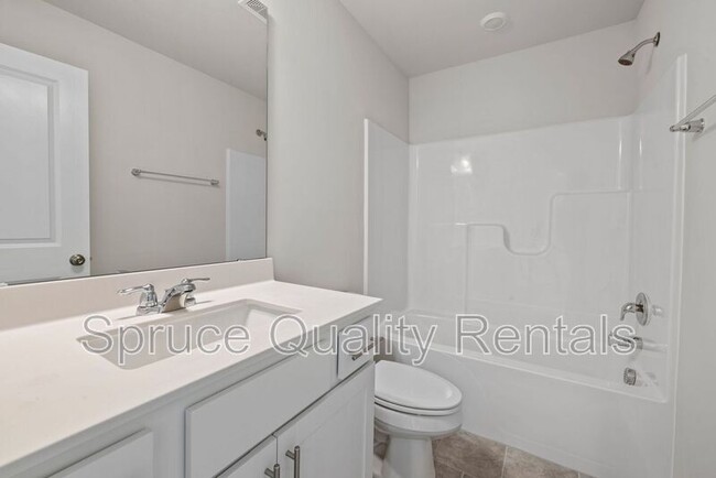 Building Photo - 1011 Red Wing Dr