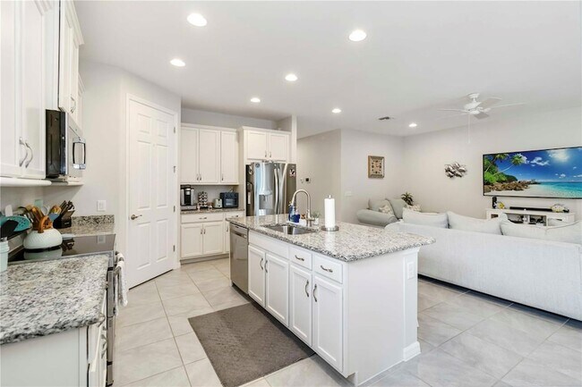 Building Photo - 20765 Swallowtail Ct