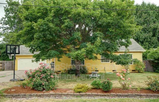 Building Photo - 3937 SW Neer Ave