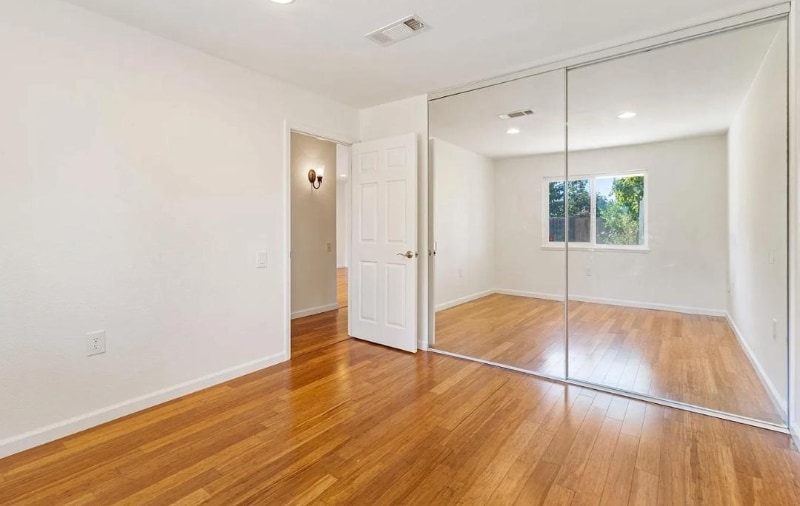 Building Photo - 1241 Hibiscus Way