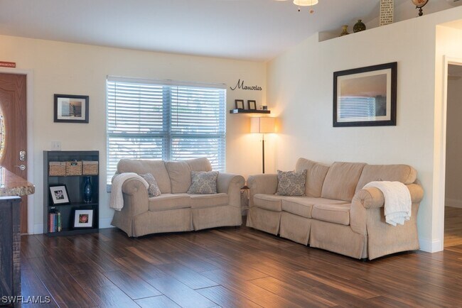 Building Photo - 8382 Butternut Rd