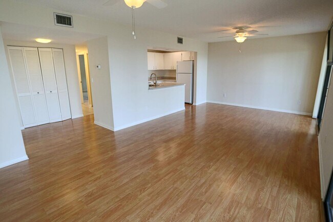 Building Photo - 40 Andalusia Ct