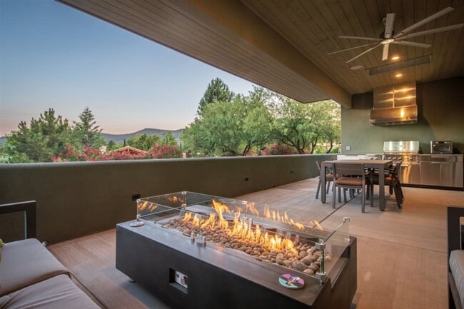 Primary Photo - Exquisite Luxury Home Basking in Red Rock ...