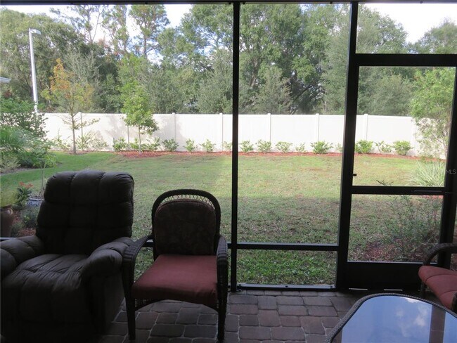 Building Photo - 8811 Citrus Palm Dr