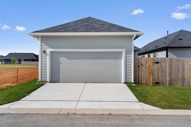 Building Photo - 510 Timber Brook Dr