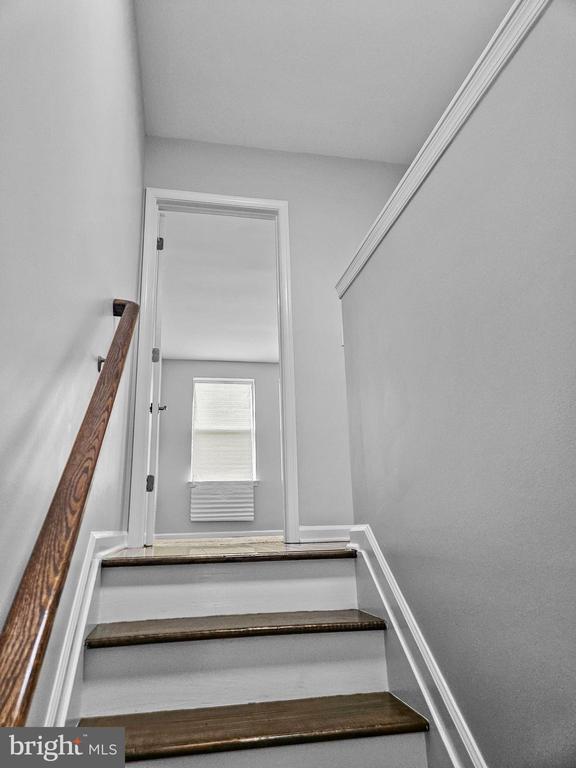 Building Photo - 524 N Patterson Park Ave