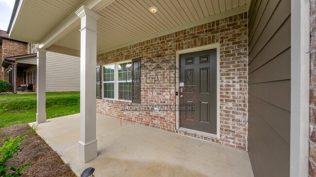 Building Photo - 9 Sweet Birch Dr