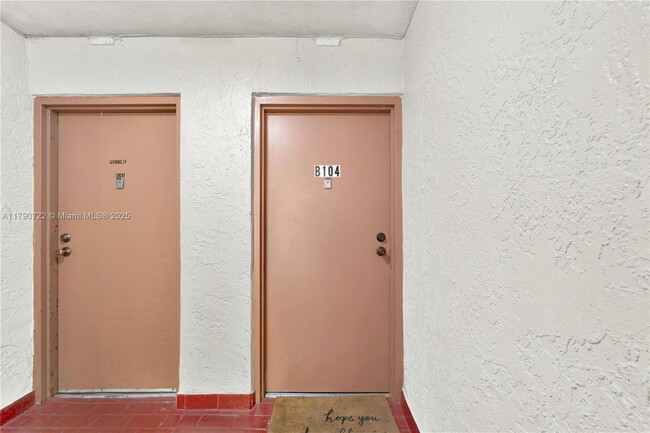 Building Photo - 7125 NW 186th St