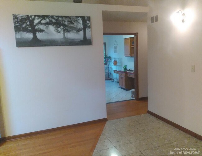 Building Photo - 5383 Textile Rd