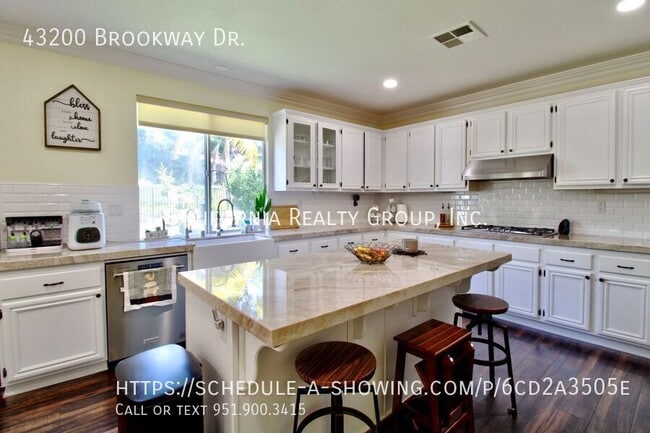 Building Photo - 43200 Brookway Dr