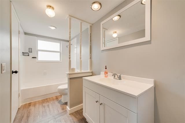 Building Photo - 4525 Ancilla Dr