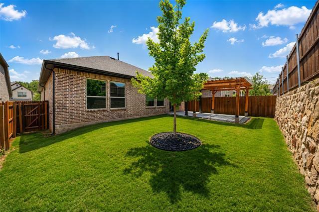 Building Photo - 8637 Spindletop Dr