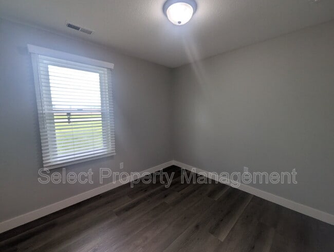 Building Photo - 1437 W Cedar Canyons Rd