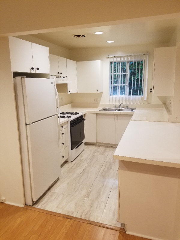 Building Photo - 8863 Alcott St