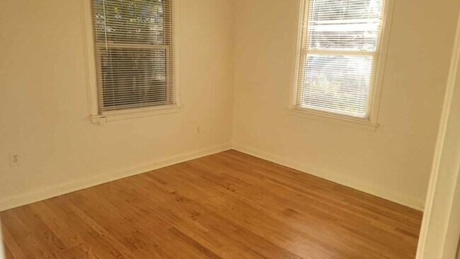 Building Photo - 5016 S Olie Pl