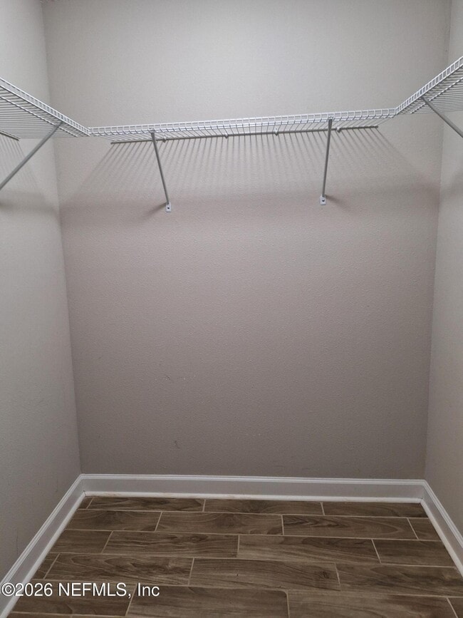 Building Photo - 3459 Excalibur Way E