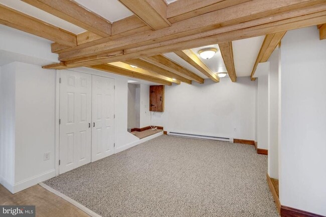 Building Photo - 41788 Stumptown Rd