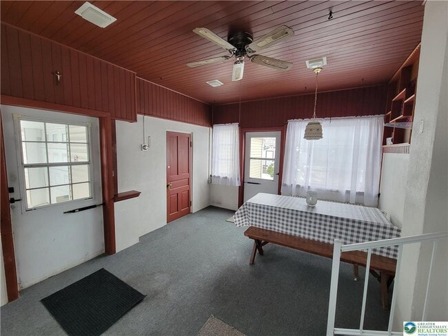 Building Photo - 712 Chestnut St