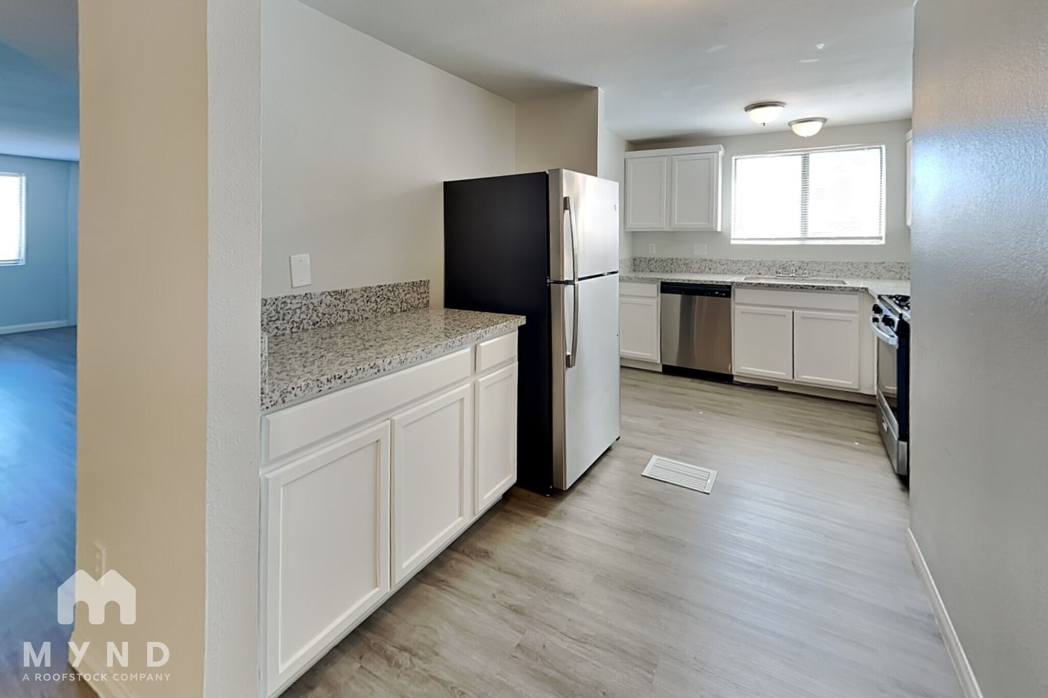 Building Photo - 545 Truffles St
