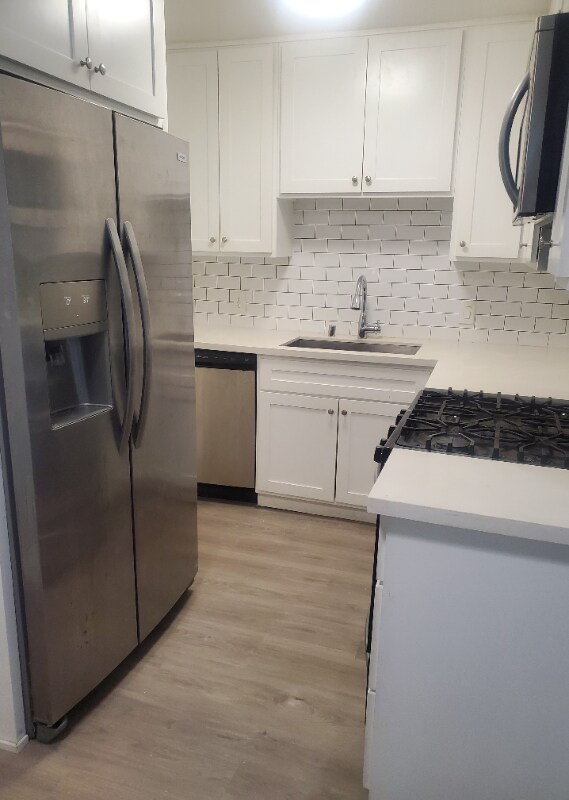 Building Photo - 8616 Holloway Dr
