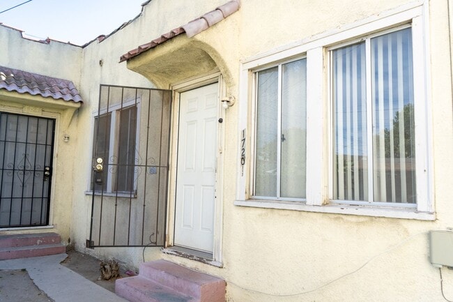 Building Photo - 1720 W Gage Ave