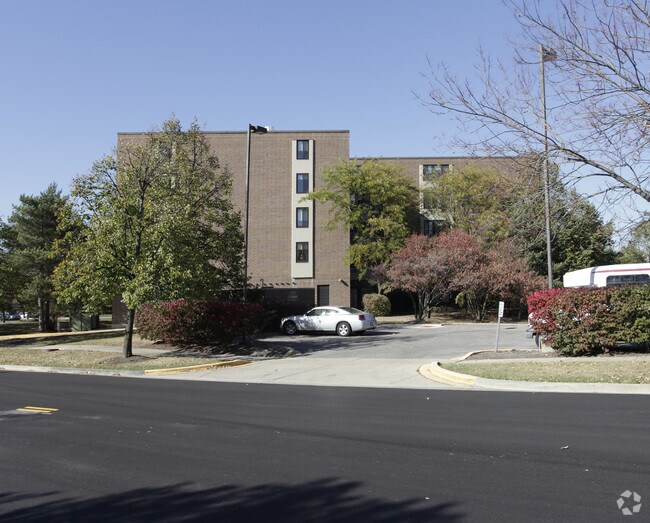 Patten House Of Glenview 939 Harlem Ave Glenview IL 60025 Apartment