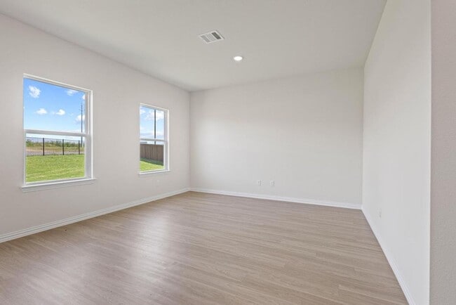 Building Photo - Brand New 4 Bed / 3 Bath Home for Rent Mod...