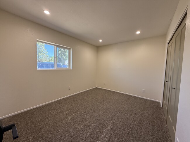 Building Photo - 2979 Hidden Glen