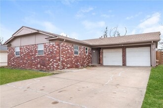 Building Photo - 1228 NW 105th St