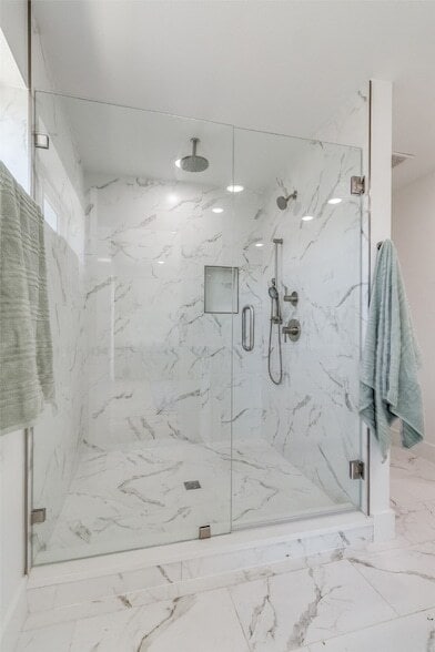 Building Photo - 4701 San Jacinto St