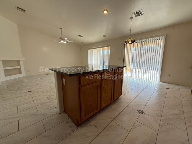 Building Photo - 9907 West Riverside Avenue