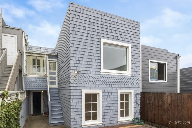 Building Photo - 467 40th Ave