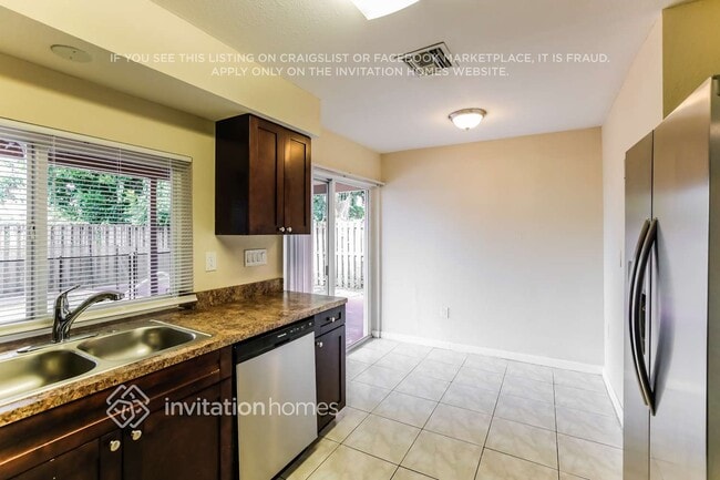 Building Photo - 8407 NW 26th St