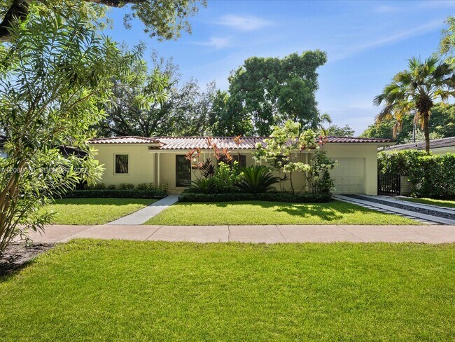 Building Photo - 5406 S Le Jeune Rd