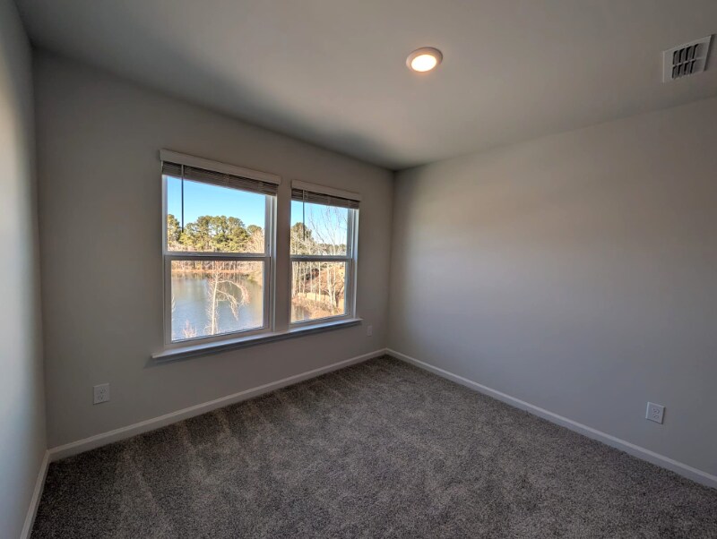 Building Photo - 2837 Farmhouse Dr