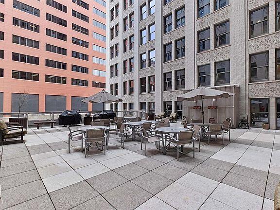 Building Photo - 314 N Broadway