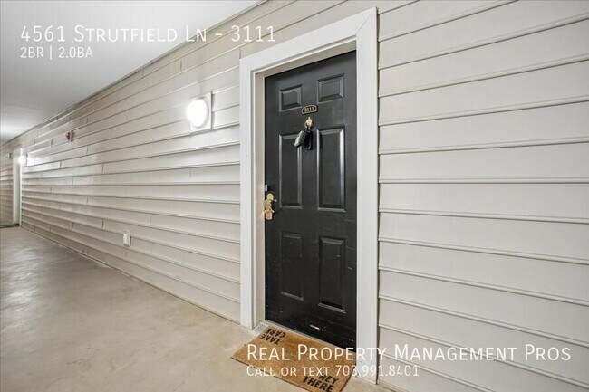 Building Photo - 4561 Strutfield Ln
