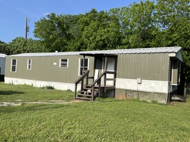 Building Photo - 5317 Roberts Rd