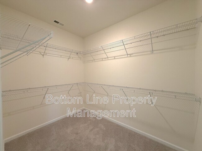 Building Photo - 14929 Baldridge Dr